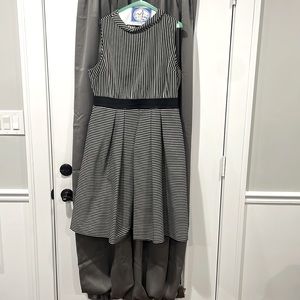 Stripped bombshell dress perfect for Galas